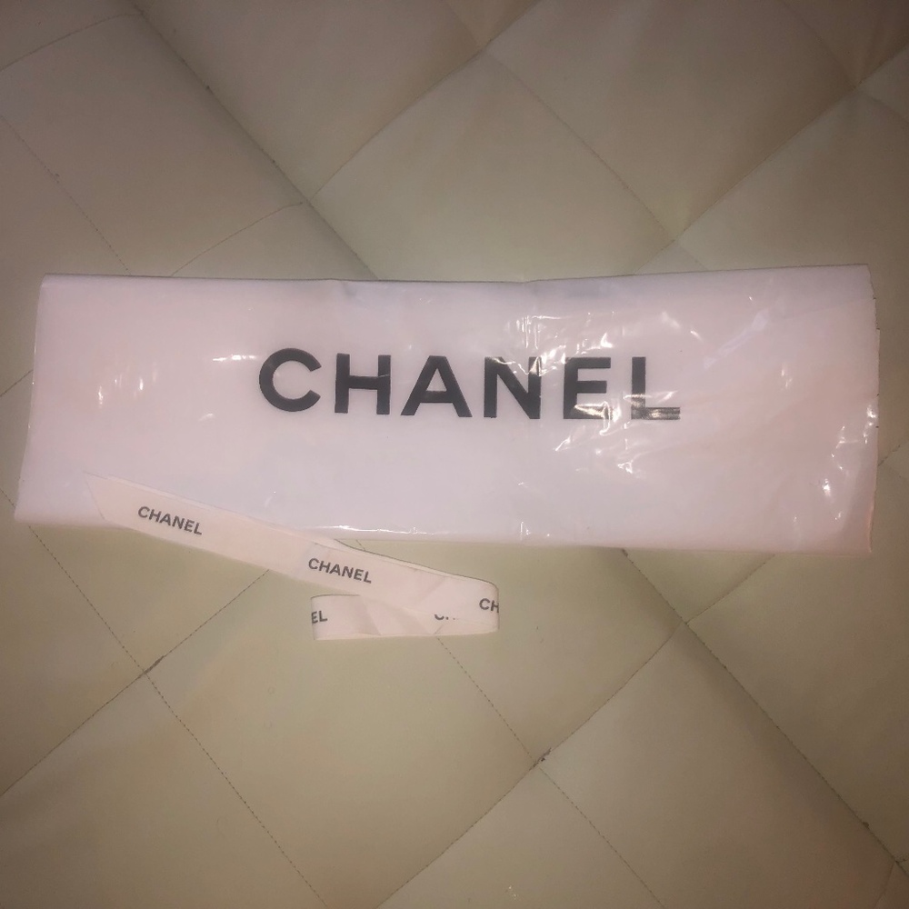 Chanel Gift Wrapping Plastic Plus Gift Ribbon